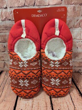 DEMDACO Nordic-Patterned Red Slip-On Slippers Size Large 9-10